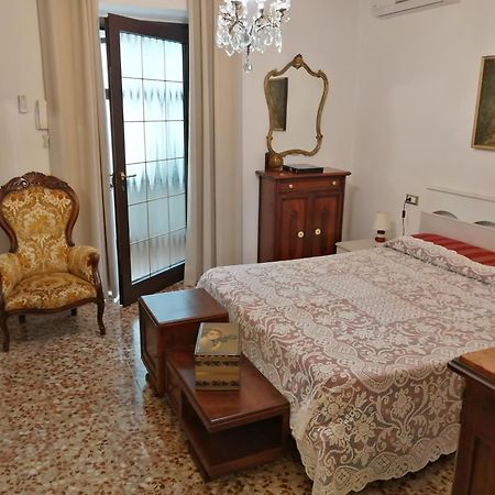 ガヴァルド Ca' Pietra Di Nonno Pietro Bed & Breakfast エクステリア 写真