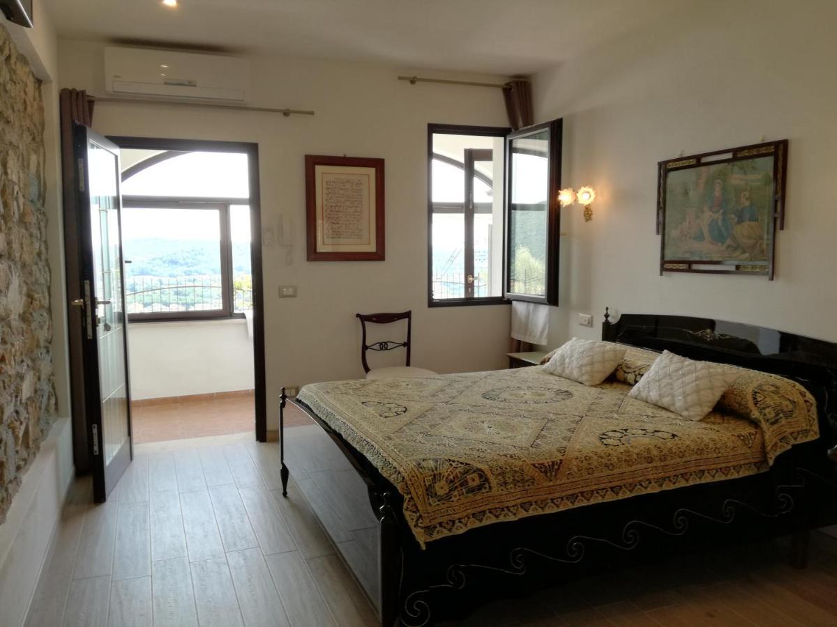 ガヴァルド Ca' Pietra Di Nonno Pietro Bed & Breakfast エクステリア 写真